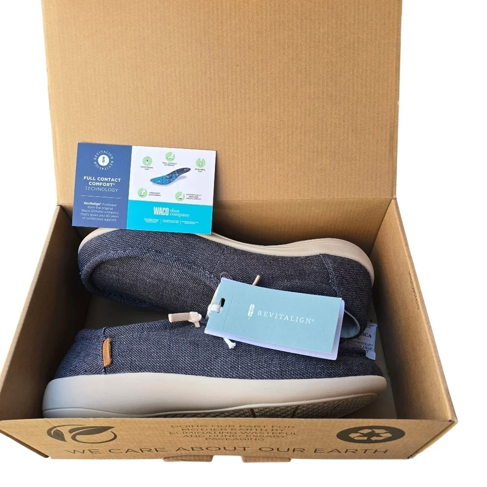 🌻NIB | WACO Revitalign Carefree Denim Slip On Sneakers, Size 9D (Wide)